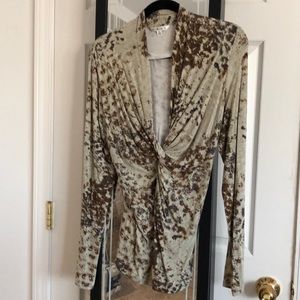 Cabi twist front shirt.